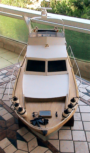 Vue de face montrant la réalisation du Tropique, en conformité avec les plans Cap-Maquette - 193 ko