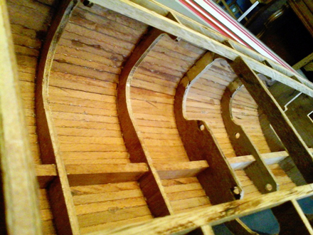L’intérieur de la coque va être renforcé par une croûte de bois pétrissable - 160.8 ko