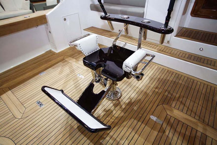 Exemple de plancher latté sur un bateau réel - 43.7 ko