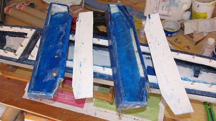 Découpage des ballasts et ajout d’une feuille de tissu de verre résinée à l’intèrieur. - 68 ko